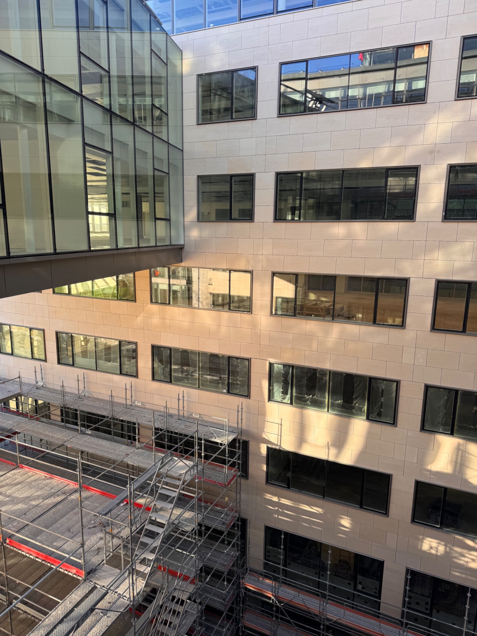 Pose pierre agrafée