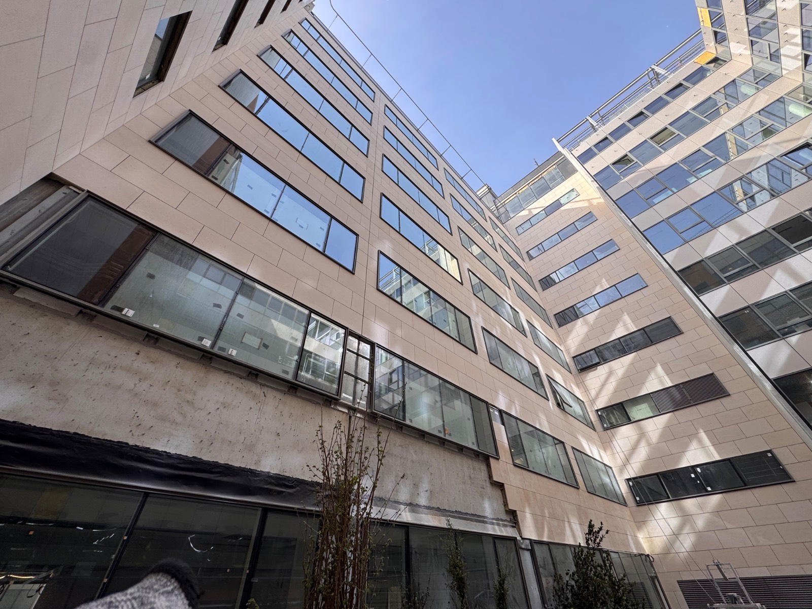 Pose pierre agrafée